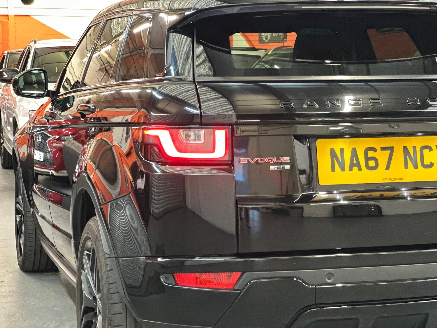 Used Land Rover Range Rover Evoque 2018 for sale - 76377266: Photo 41