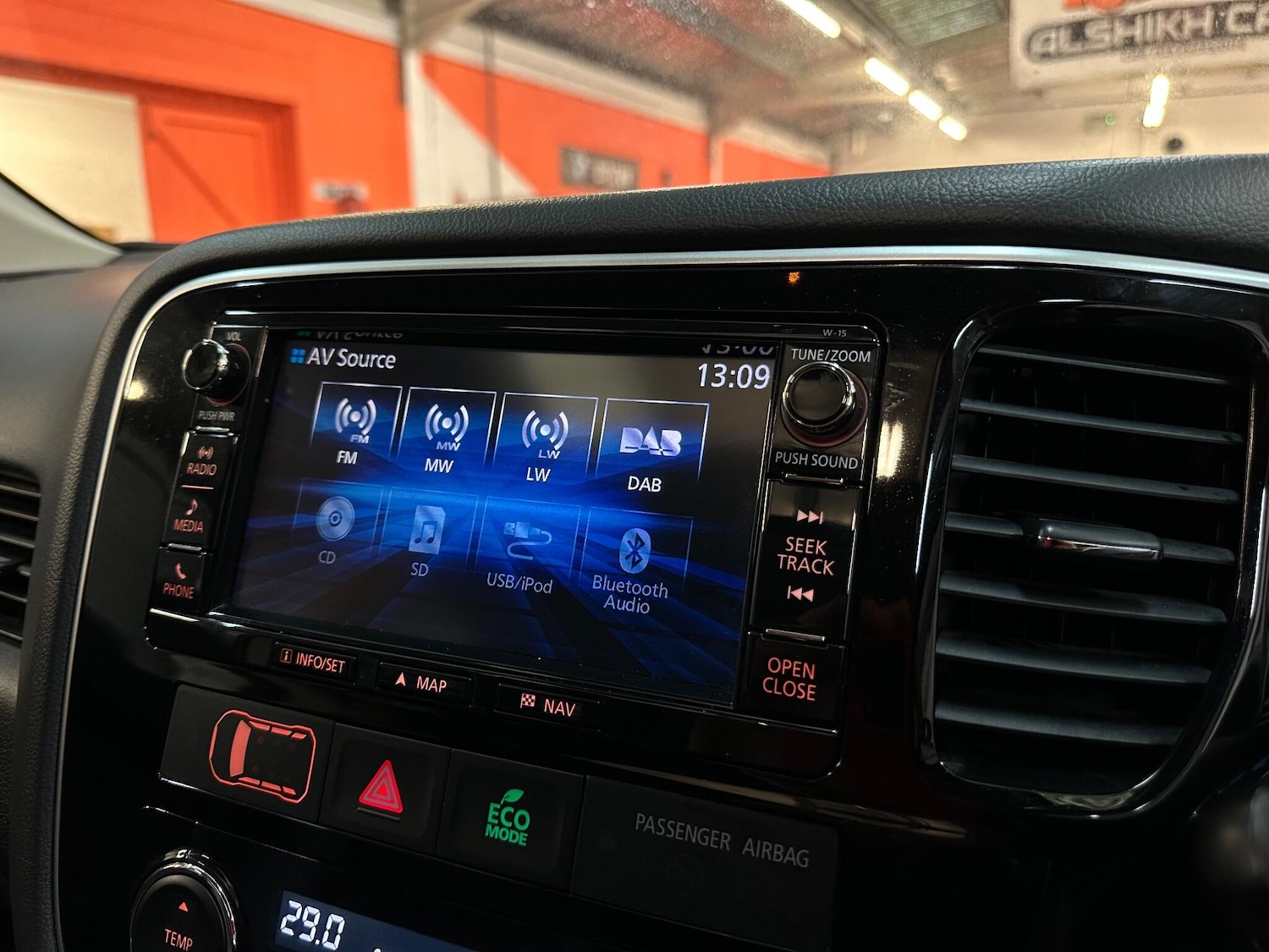 Used Mitsubishi Outlander 2016 for sale - 78006439: Photo 28