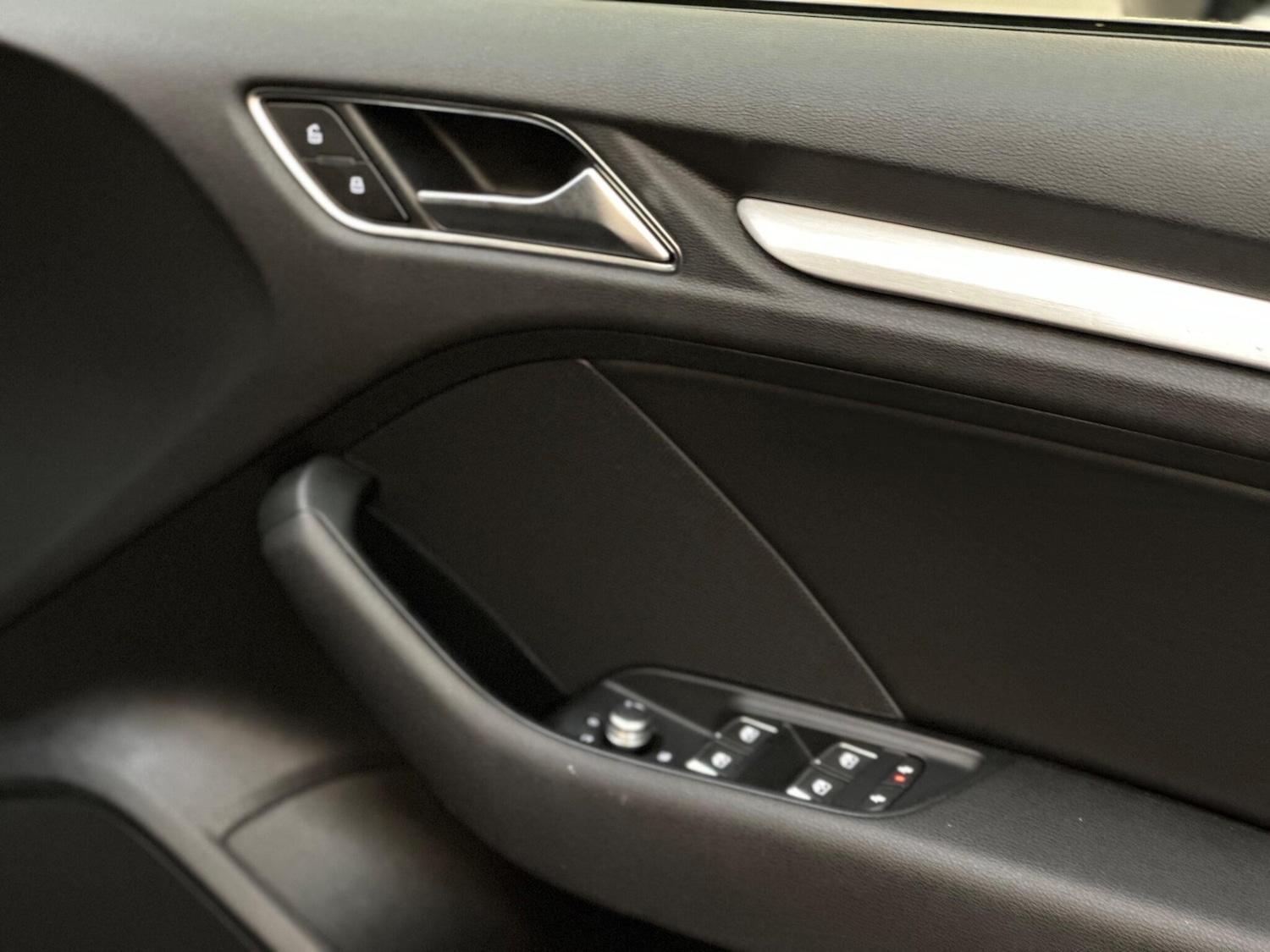 Used Audi A3 2017 for sale - 77060168: Photo 33