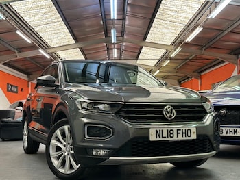 Used Volkswagen T-Roc 2018 for sale - 79146025: Photo