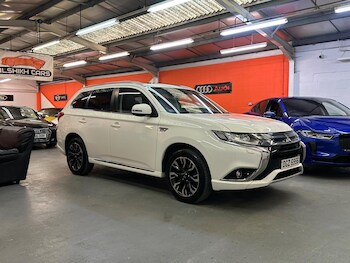 Used Mitsubishi Outlander 2017 for sale - 78417048: Photo