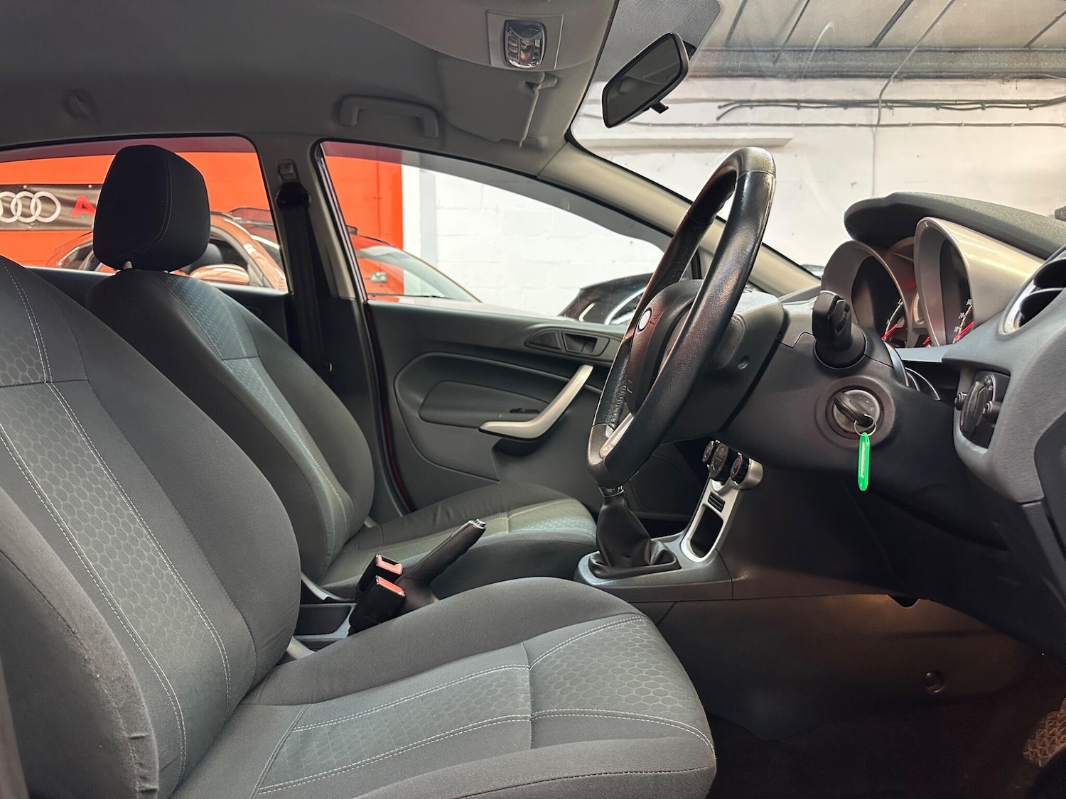 Used Ford Fiesta 2009 for sale - 76409071: Photo 10