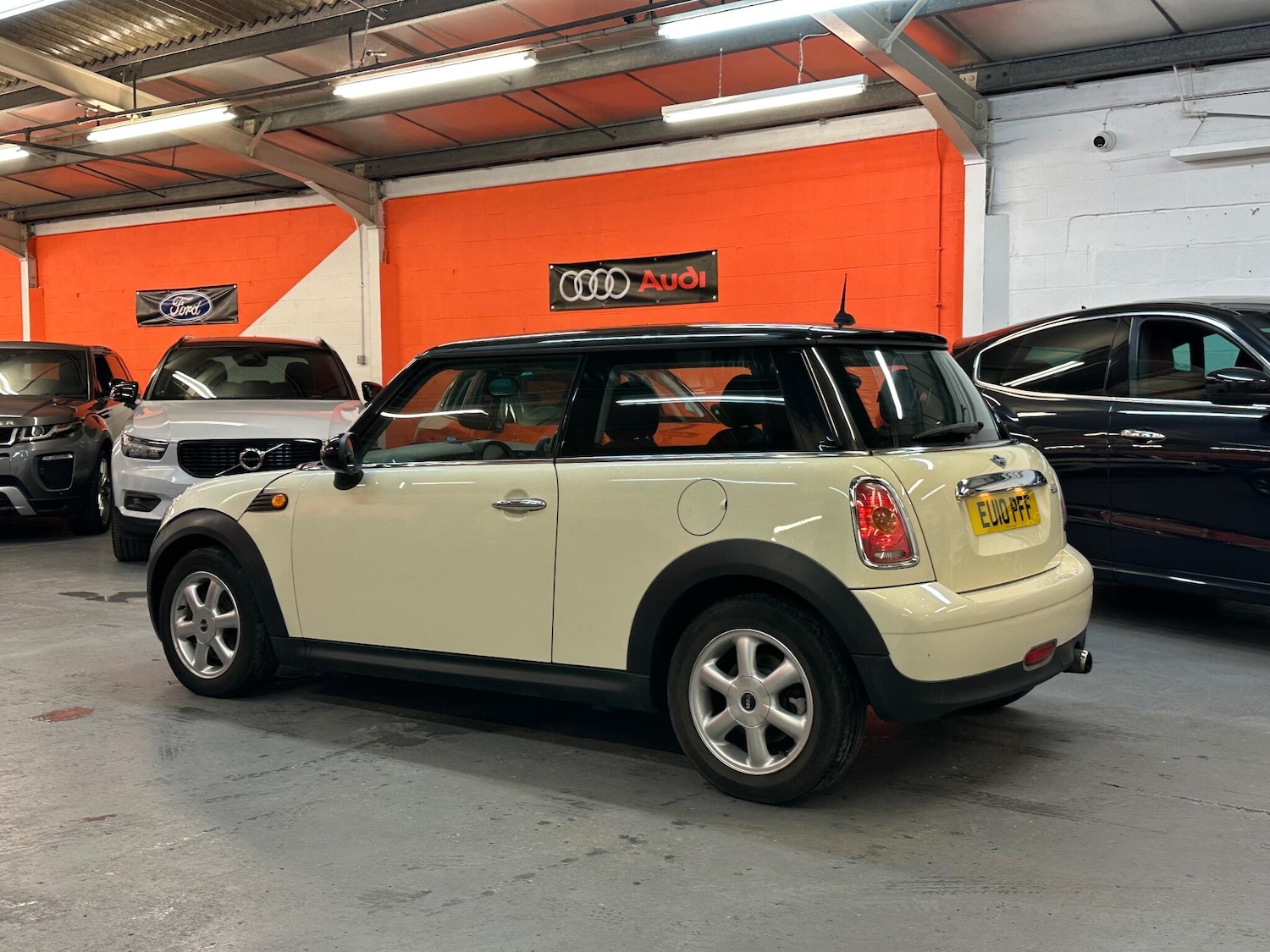 Used MINI Hatch 2010 for sale - 77016426: Photo 6