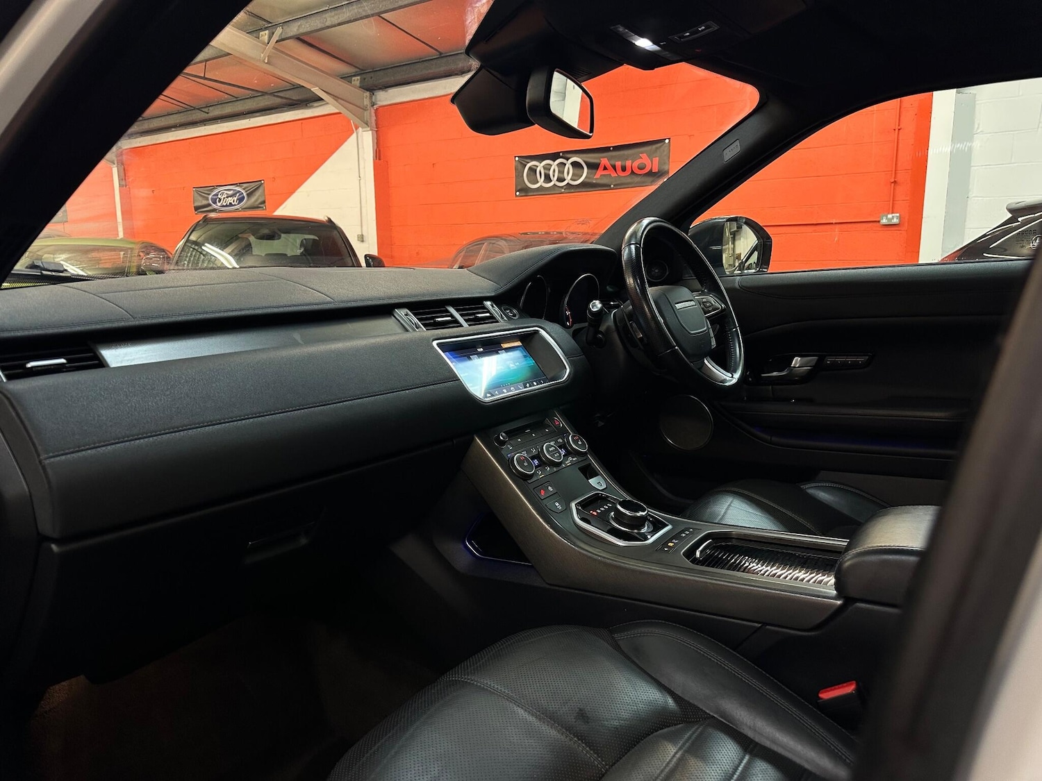 Used Land Rover Range Rover Evoque 2018 for sale - 76899116: Photo 17