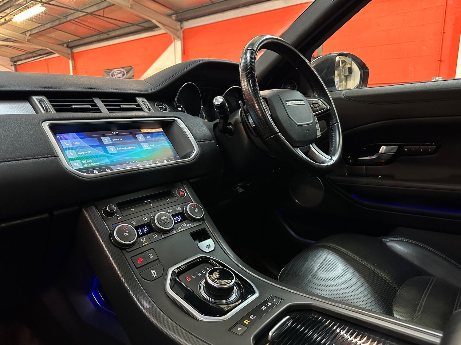 Used Land Rover Range Rover Evoque 2018 for sale - 76899116: Photo 23