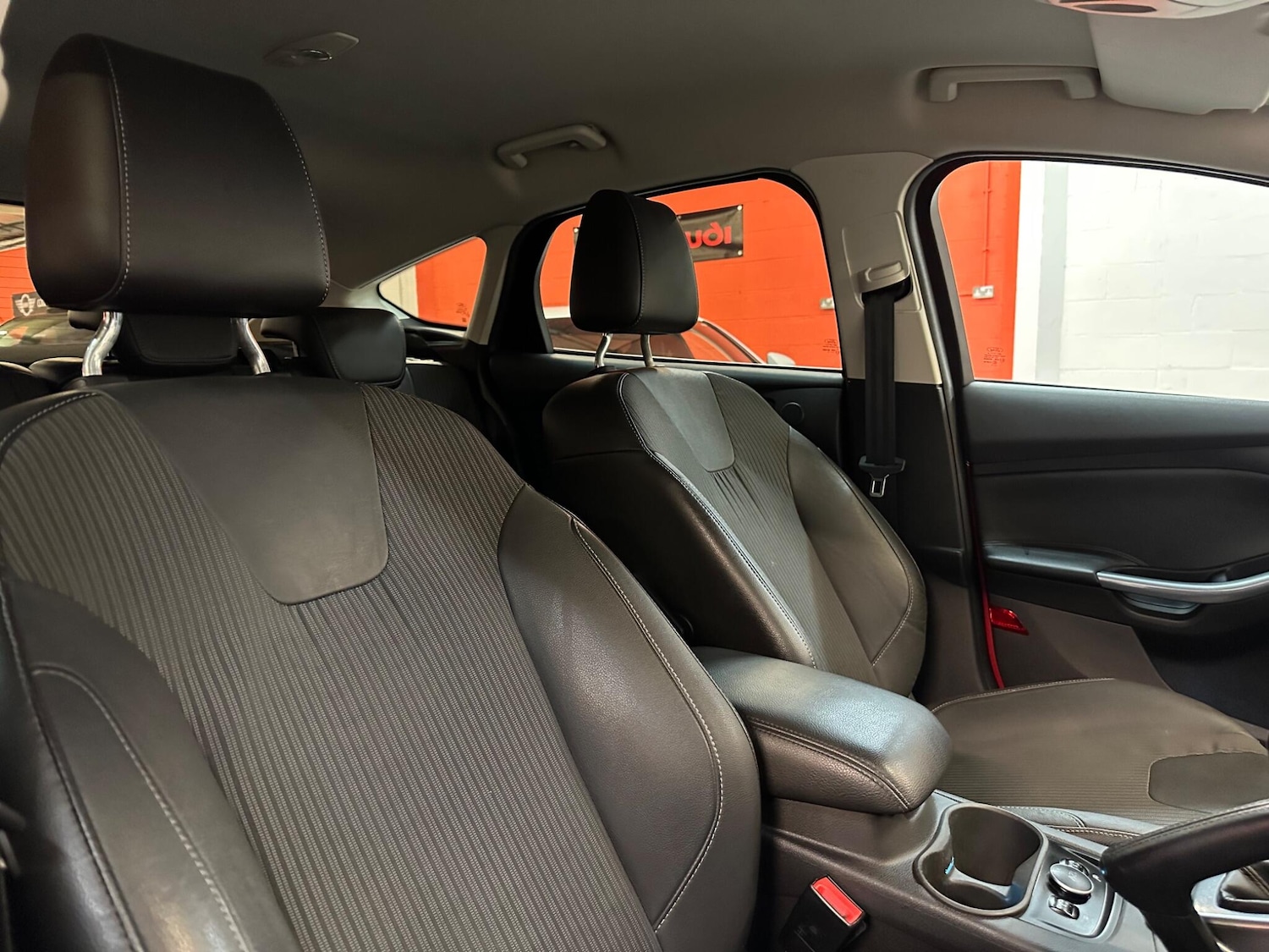 Used Ford Focus 2014 for sale - 77637863: Photo 16