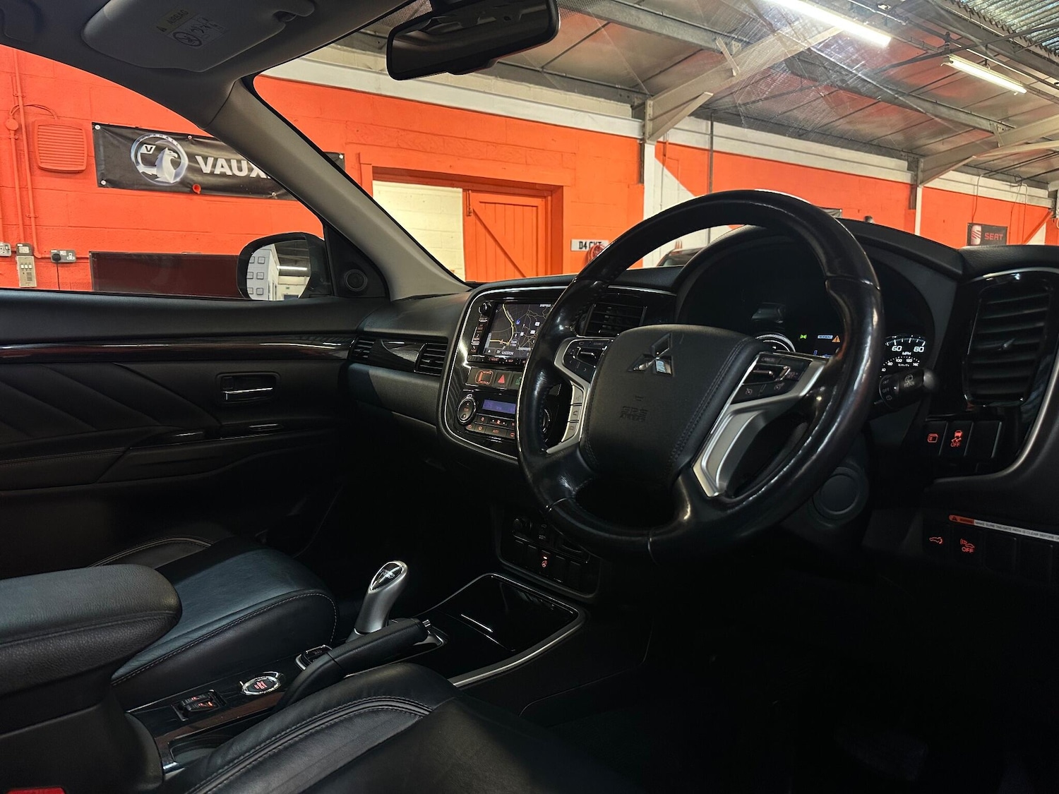 Used Mitsubishi Outlander 2016 for sale - 77175885: Photo 10