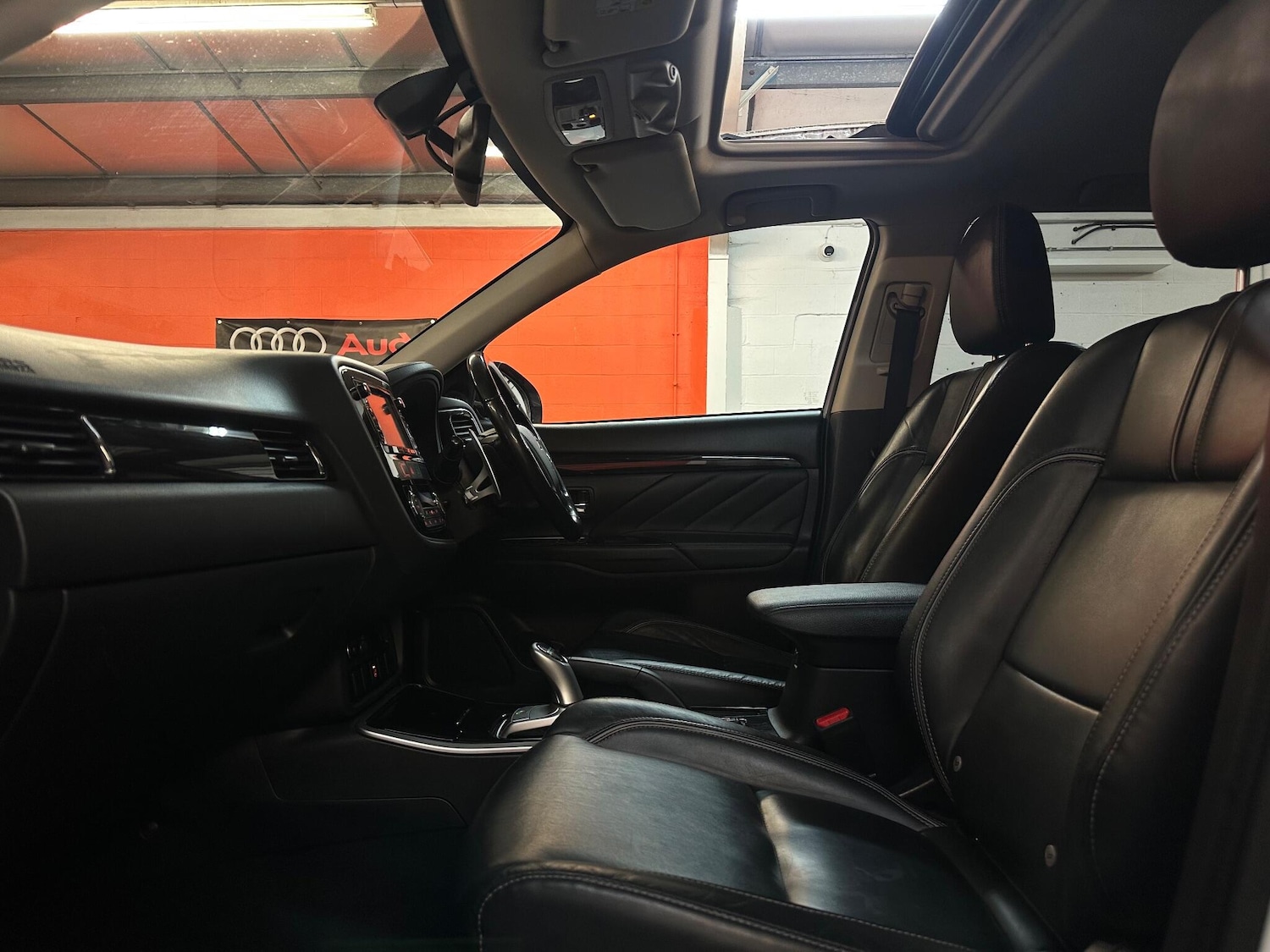 Used Mitsubishi Outlander 2016 for sale - 77175885: Photo 16