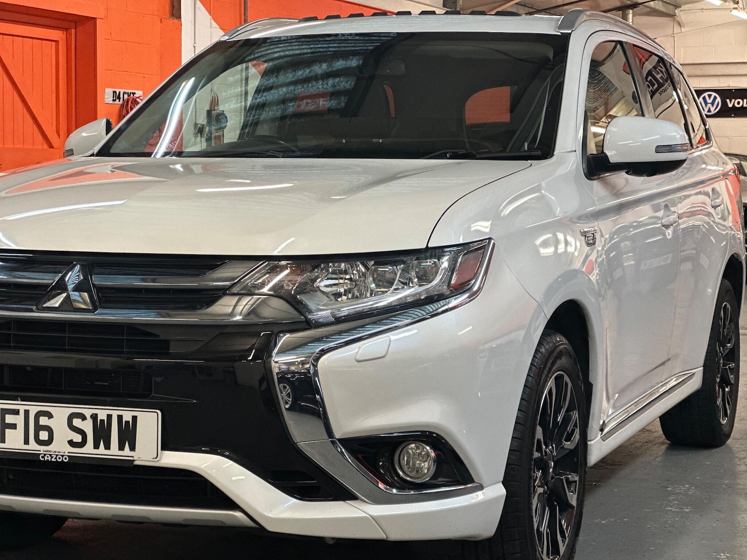 Used Mitsubishi Outlander 2016 for sale - 77175885: Photo 40