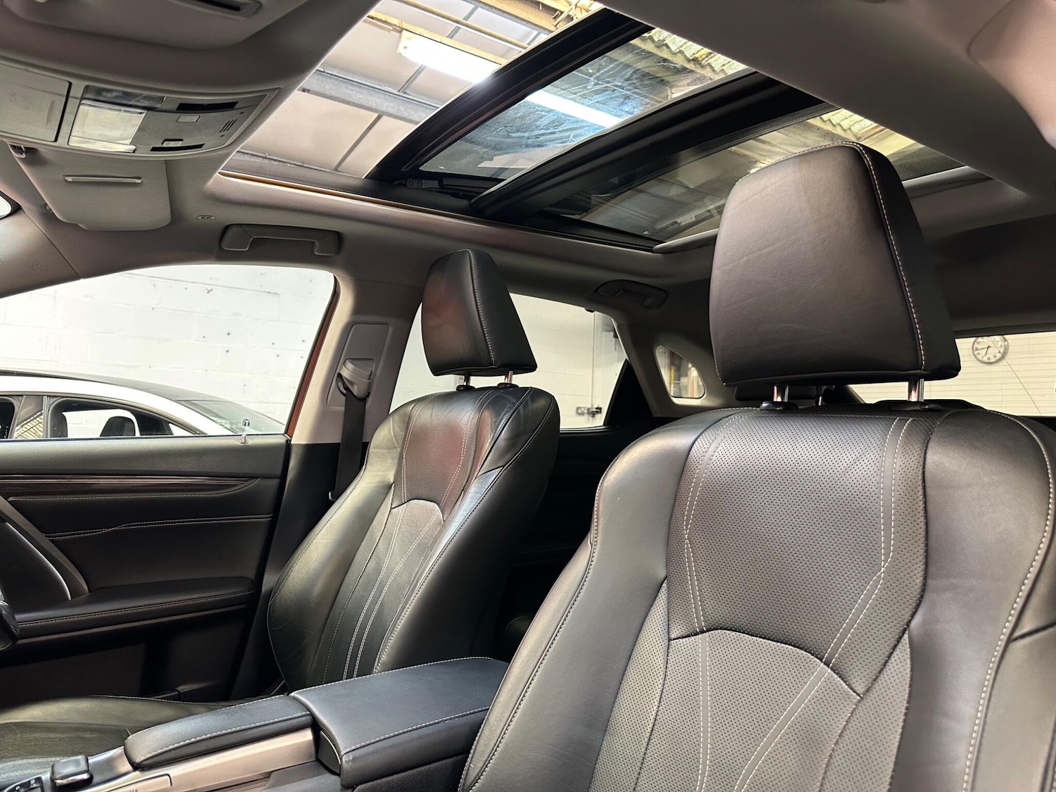 Used Lexus RX 2016 for sale - 78057747: Photo 16