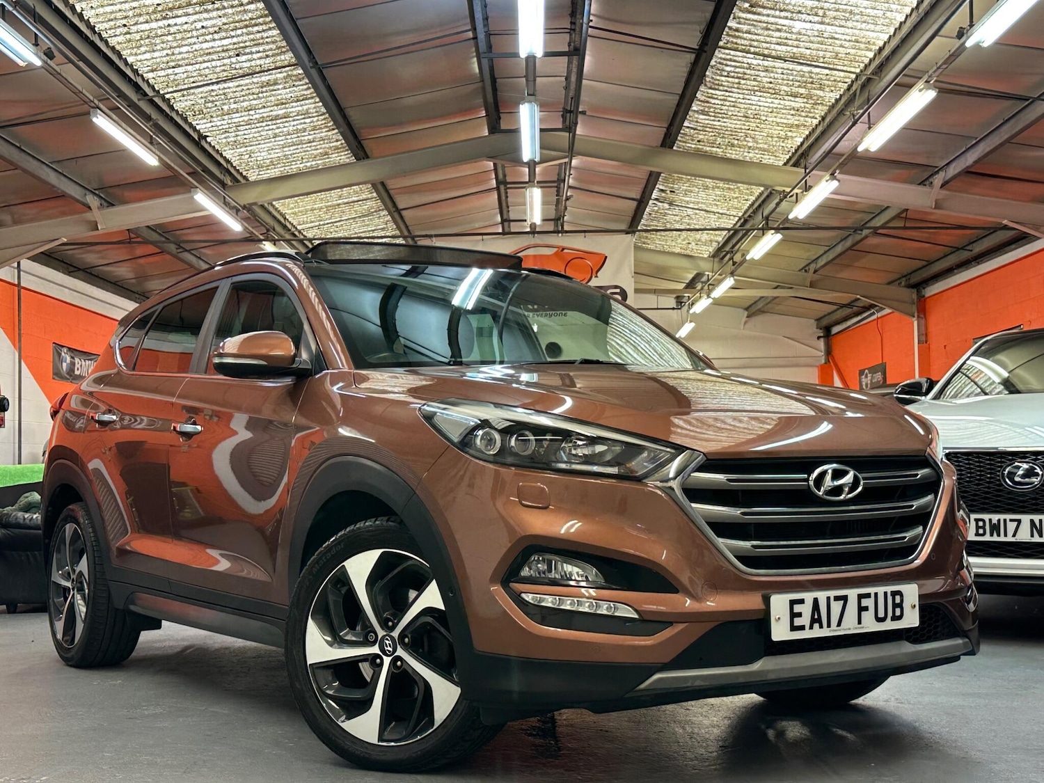 Used Hyundai TUCSON 2017 for sale - 76458080: Photo 1