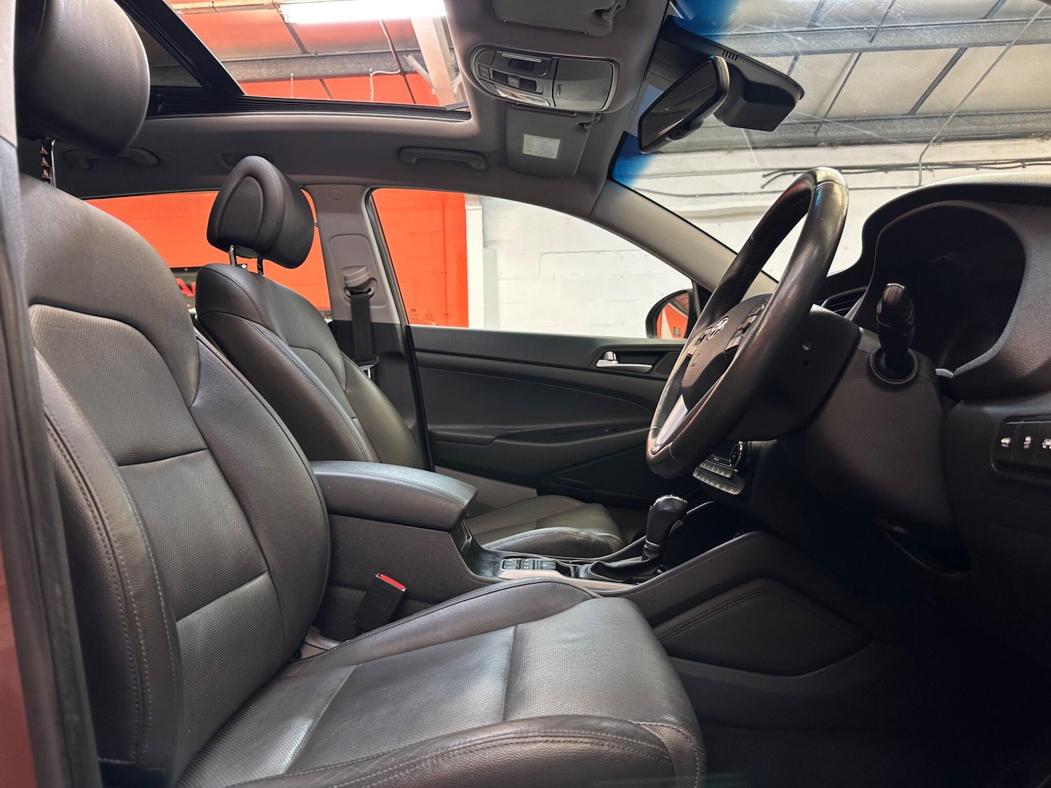 Used Hyundai TUCSON 2017 for sale - 76458080: Photo 10