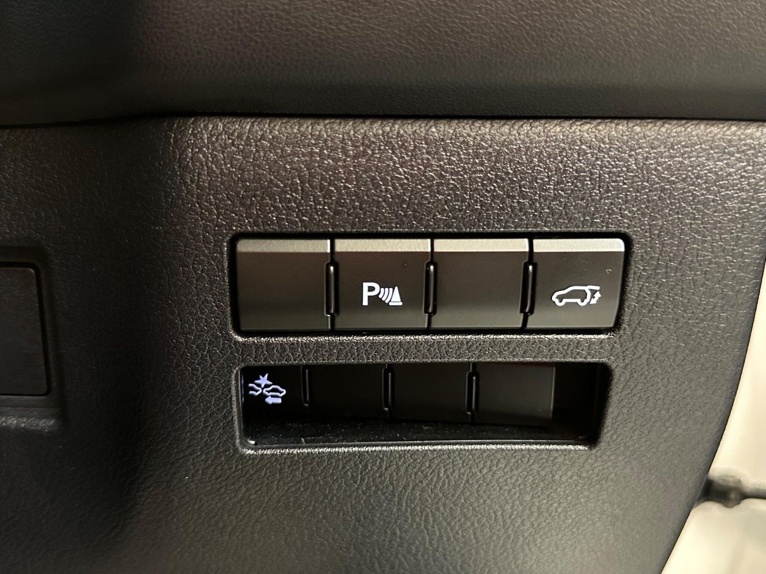 Used Lexus NX for sale - 78141509: Photo 36