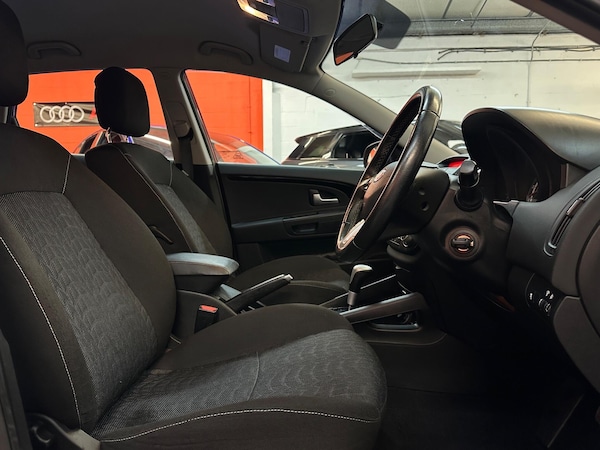 Used Kia Ceed 2010 for sale - 76251299: Photo 11