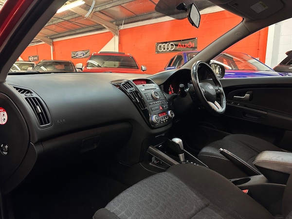 Used Kia Ceed 2010 for sale - 76251299: Photo 12