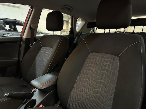 Used Kia Ceed 2010 for sale - 76251299: Photo 15