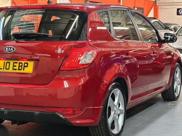 Used Kia Ceed 2010 for sale - 76251299: Photo 30