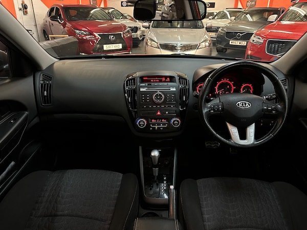 Used Kia Ceed 2010 for sale - 76251299: Photo 37
