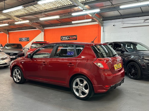 Used Kia Ceed 2010 for sale - 76251299: Photo 6