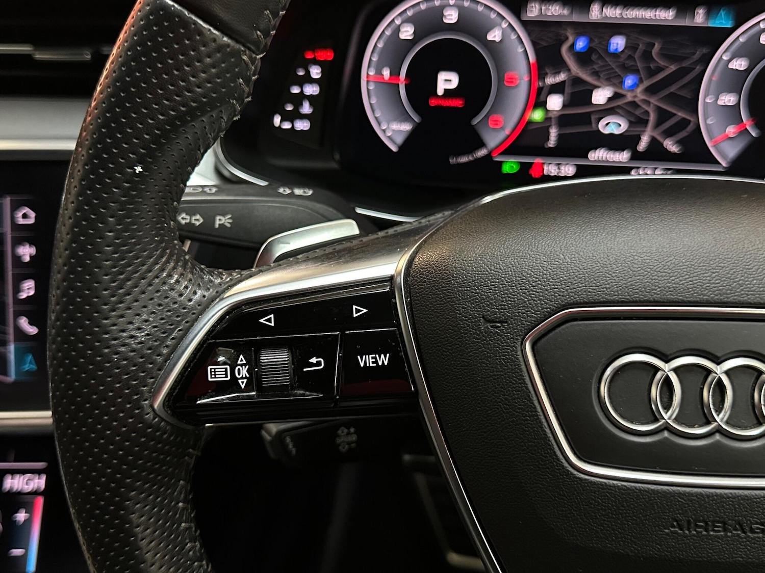 Used Audi A6 Saloon for sale - 77684312: Photo 28