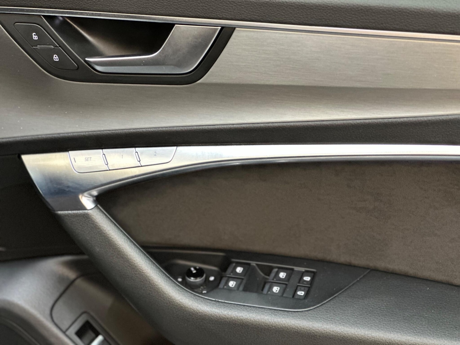 Used Audi A6 Saloon for sale - 77684312: Photo 33