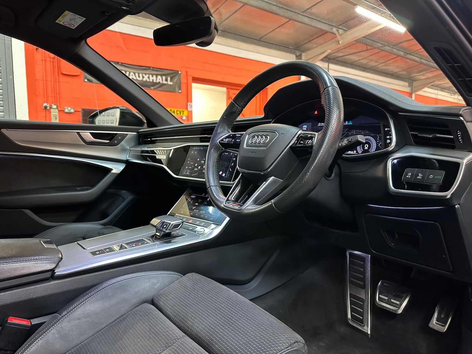 Used Audi A6 Saloon for sale - 77684312: Photo 9