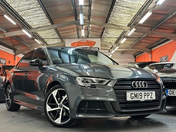2019 (19) - 35 TFSI Black Edition 4dr S Tronic