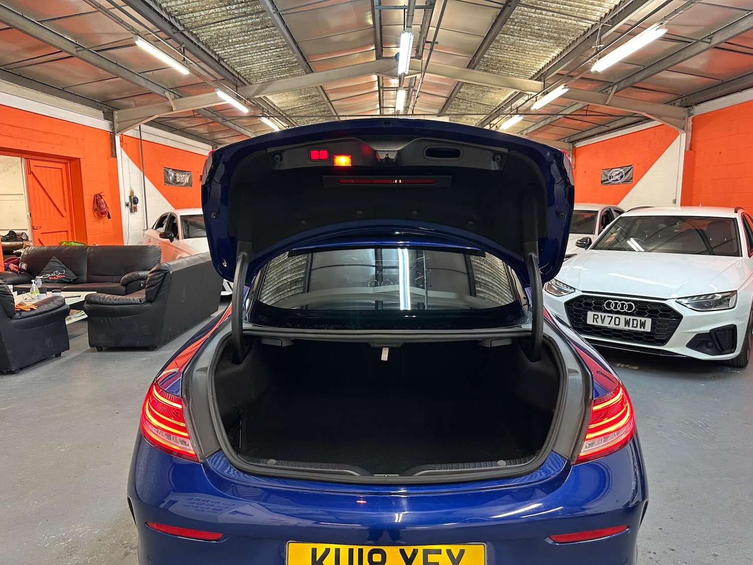 Used Mercedes-Benz C Class 2018 for sale - 78086575: Photo 19