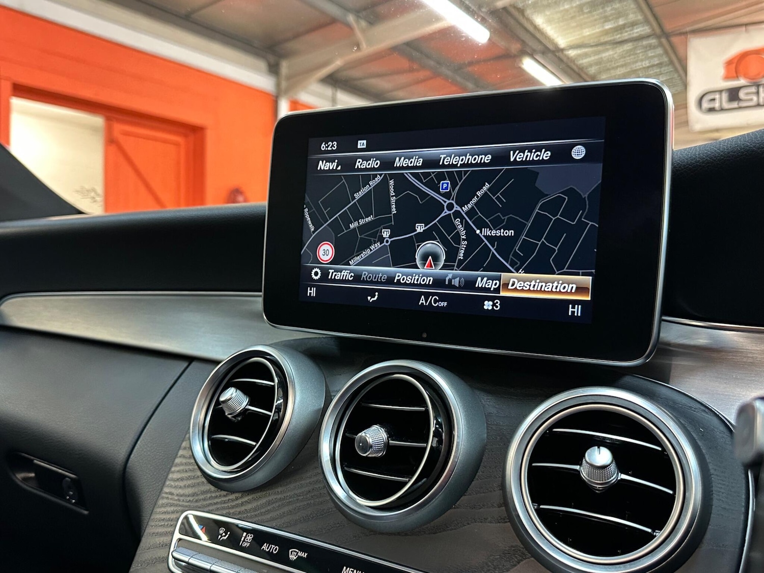 Used Mercedes-Benz C Class 2018 for sale - 78086575: Photo 26