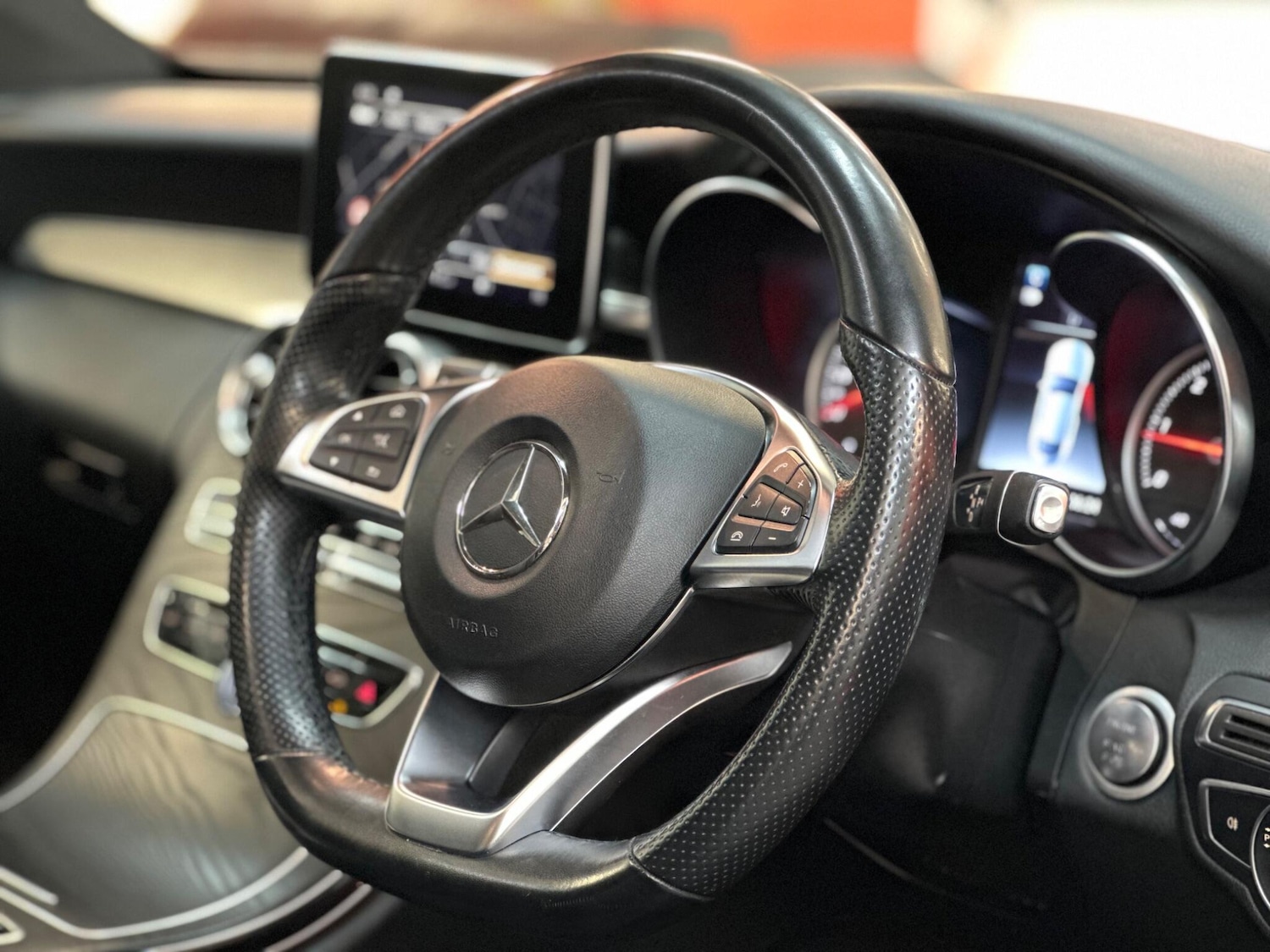 Used Mercedes-Benz C Class 2018 for sale - 78086575: Photo 27