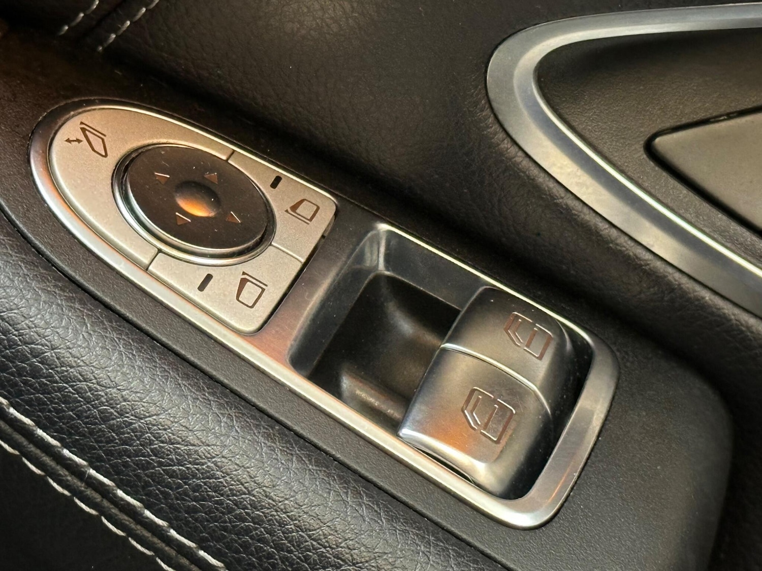 Used Mercedes-Benz C Class 2018 for sale - 78086575: Photo 34