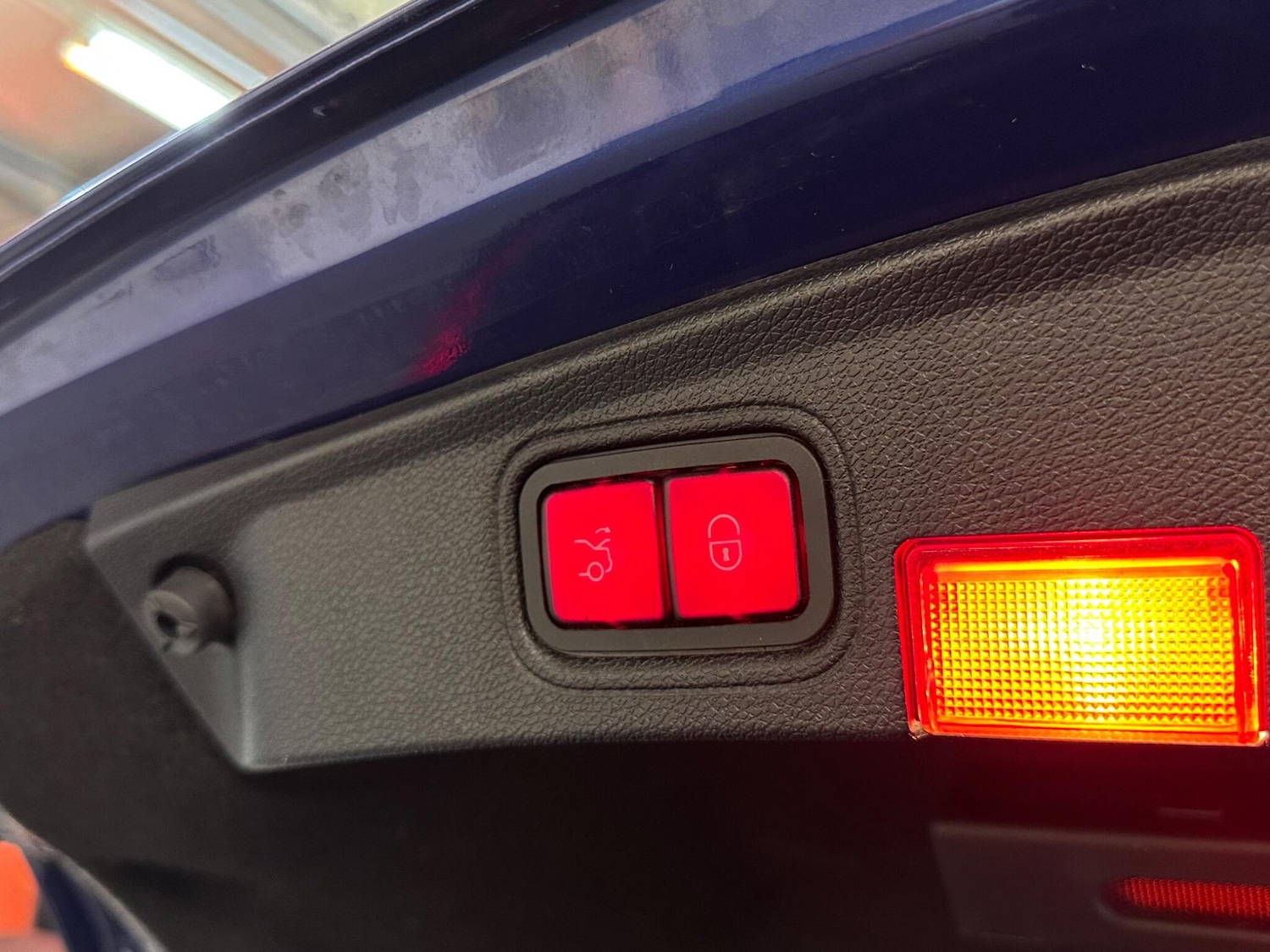 Used Mercedes-Benz C Class 2018 for sale - 78086575: Photo 35