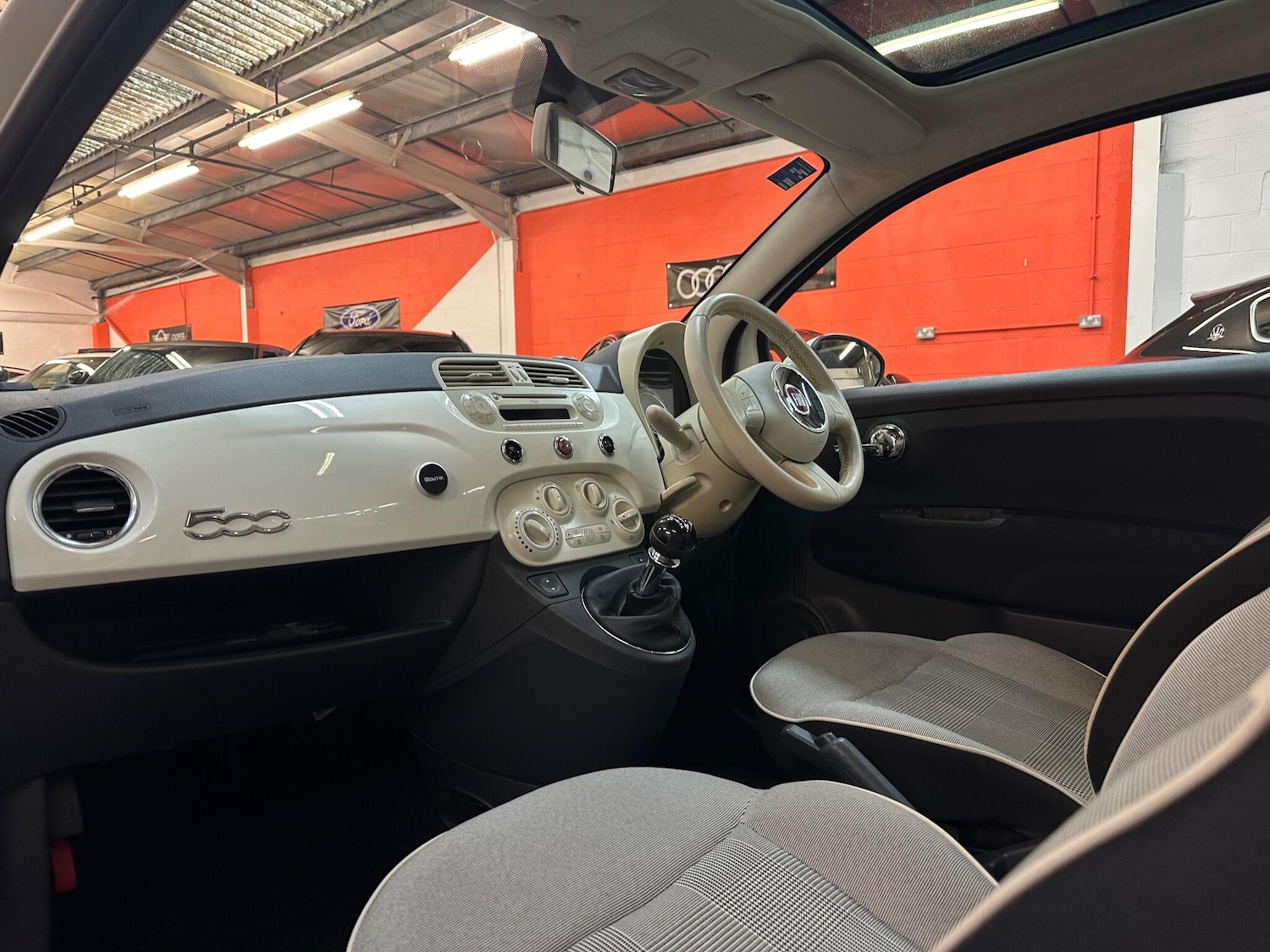 Used Fiat 500 2015 for sale - 76996456: Photo 16