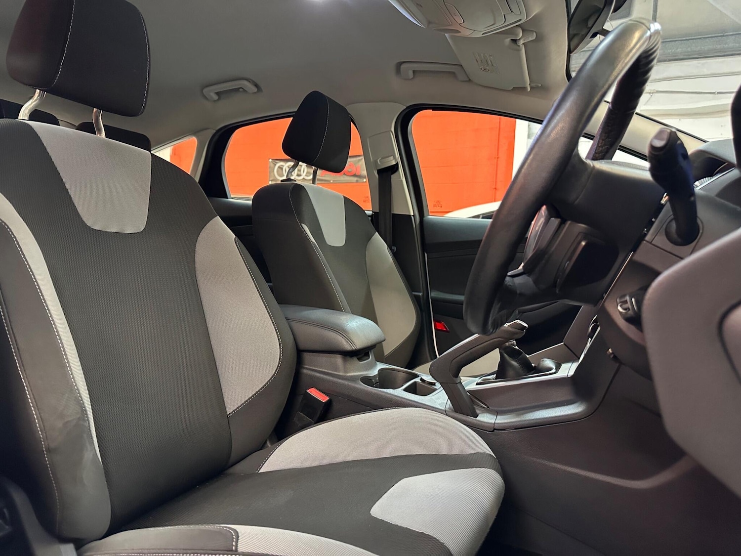 Used Ford Focus 2011 for sale - 78047198: Photo 11