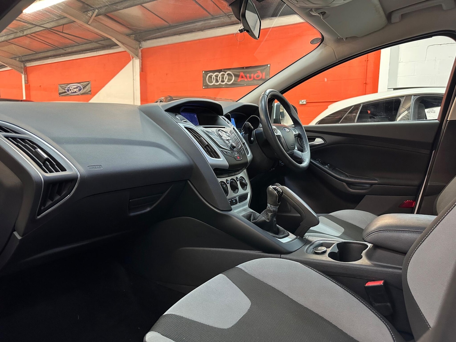 Used Ford Focus 2011 for sale - 78047198: Photo 12