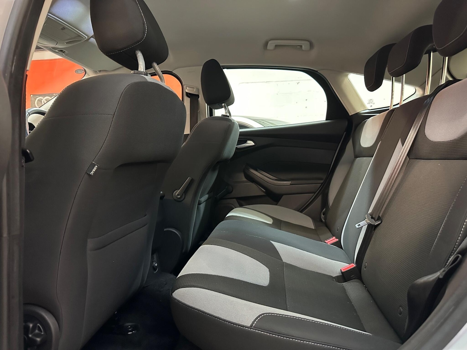 Used Ford Focus 2011 for sale - 78047198: Photo 17