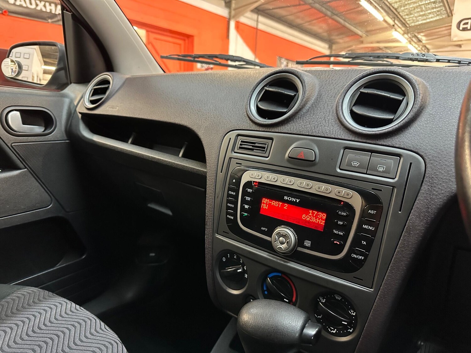 Used Ford Fusion 2008 for sale - 77898549: Photo 22