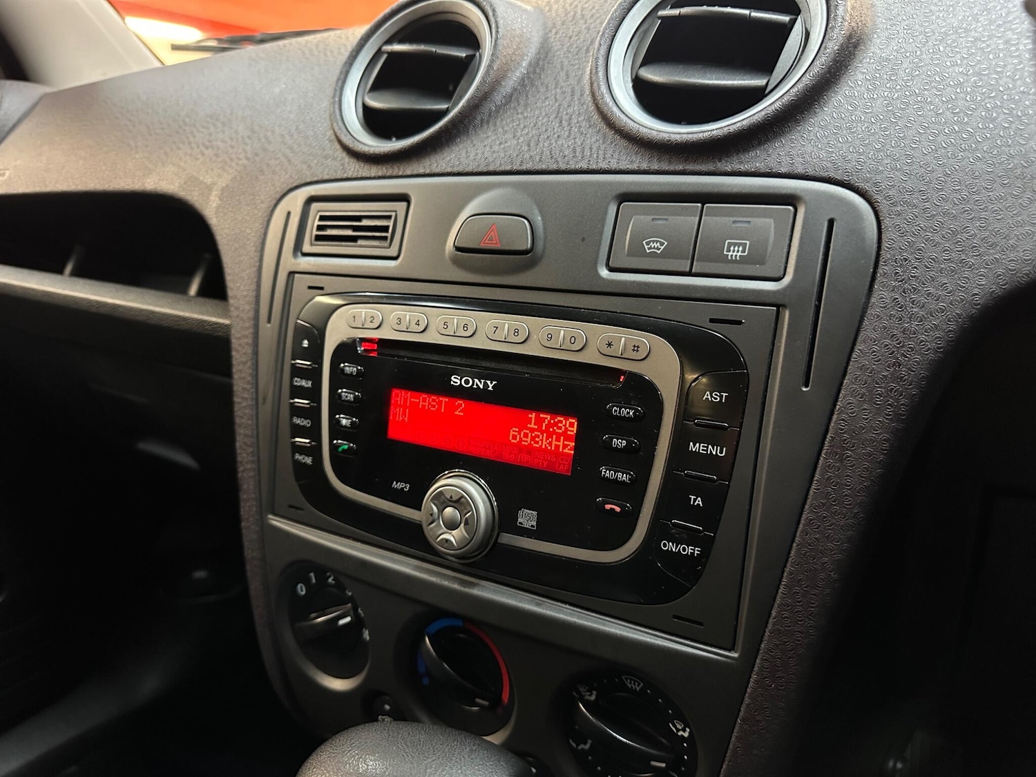 Used Ford Fusion 2008 for sale - 77898549: Photo 24