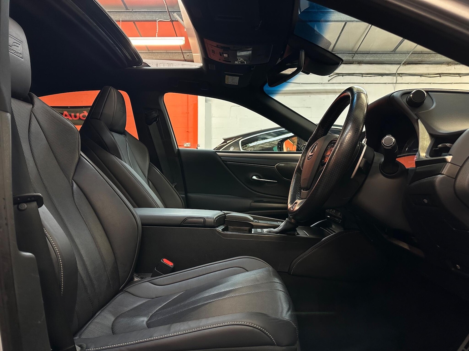 Used Lexus ES 2019 for sale - 76866119: Photo 12