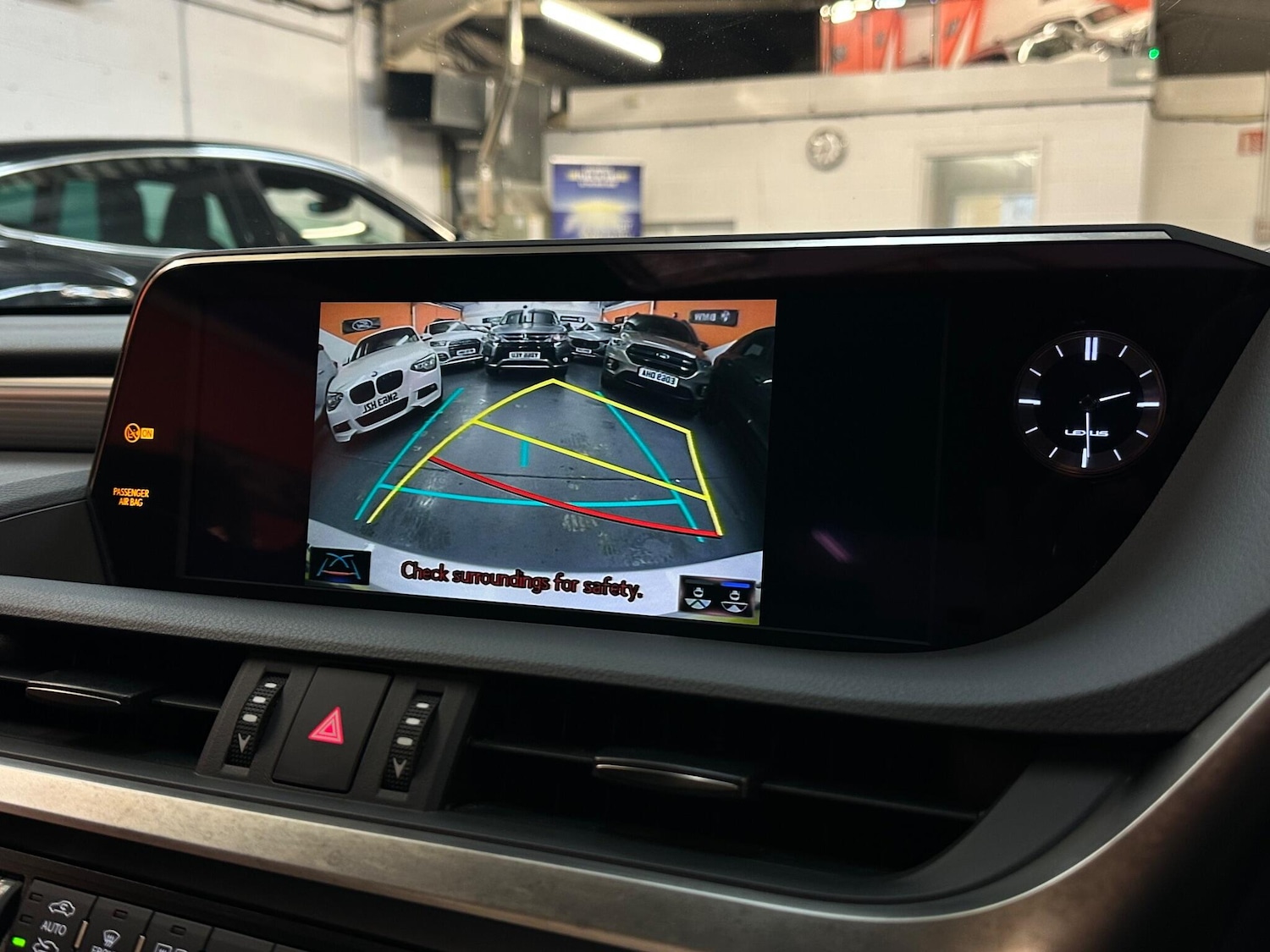 Used Lexus ES 2019 for sale - 76866119: Photo 26