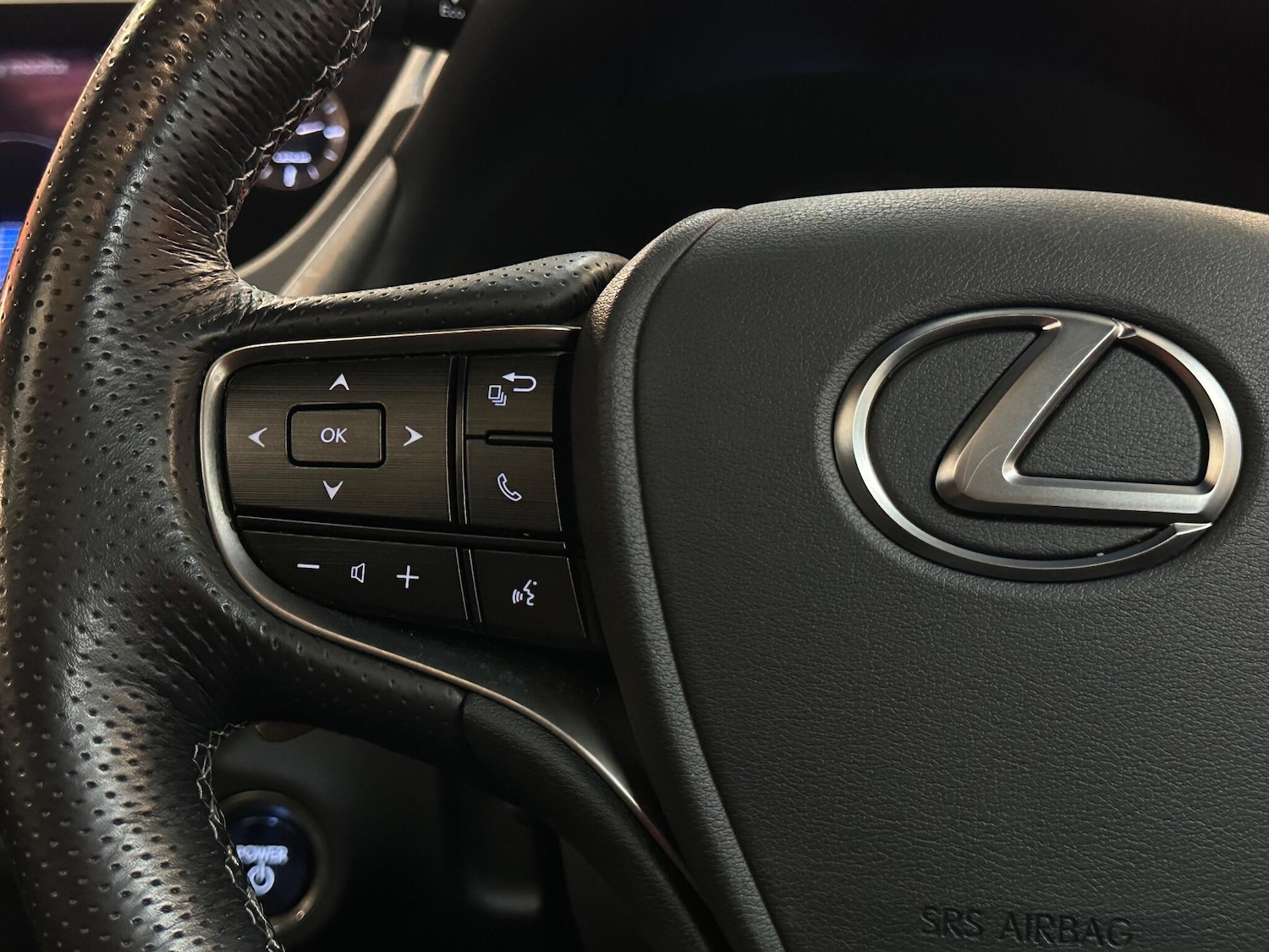 Used Lexus ES 2019 for sale - 76866119: Photo 33