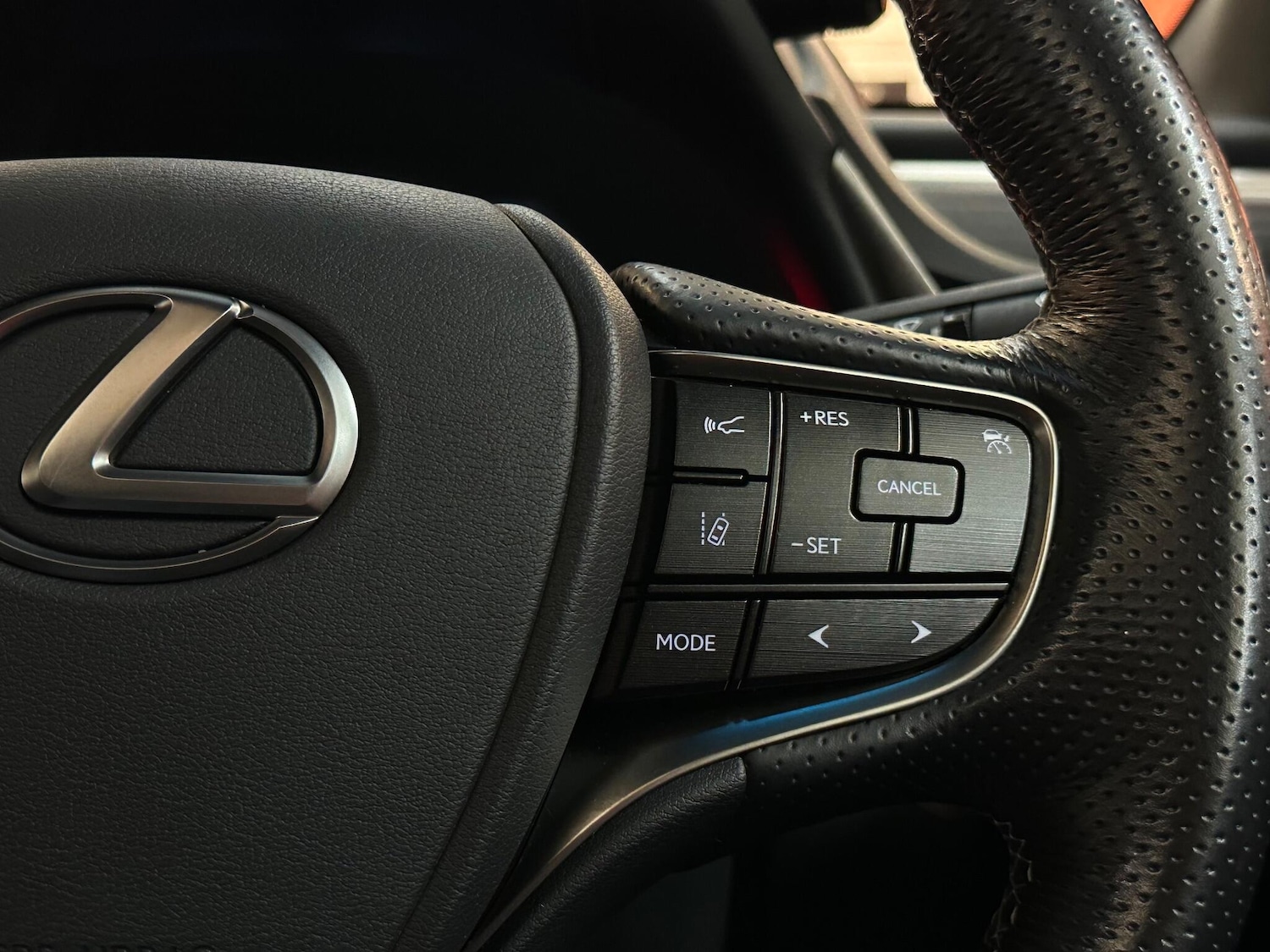 Used Lexus ES 2019 for sale - 76866119: Photo 34