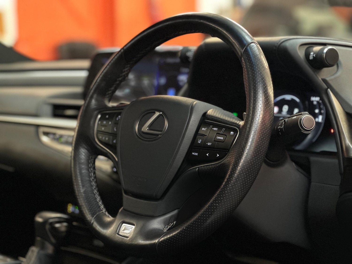 Used Lexus ES 2019 for sale - 76866119: Photo 35