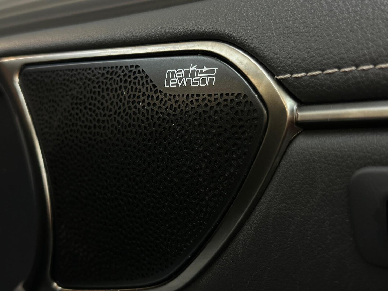 Used Lexus ES 2019 for sale - 76866119: Photo 40