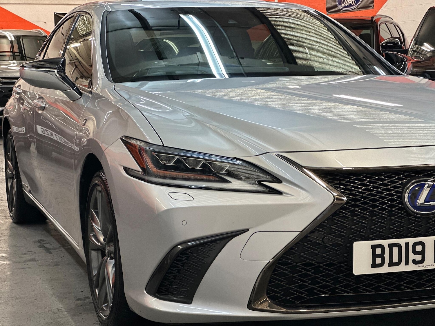 Used Lexus ES 2019 for sale - 76866119: Photo 46