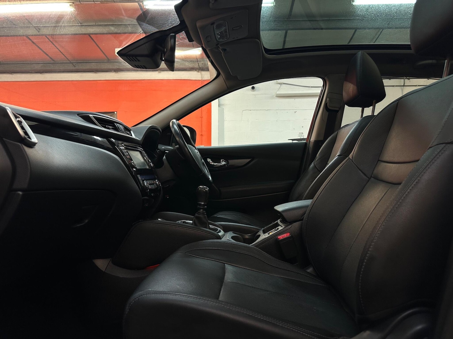 Used Nissan Qashqai 2015 for sale - 76752469: Photo 13