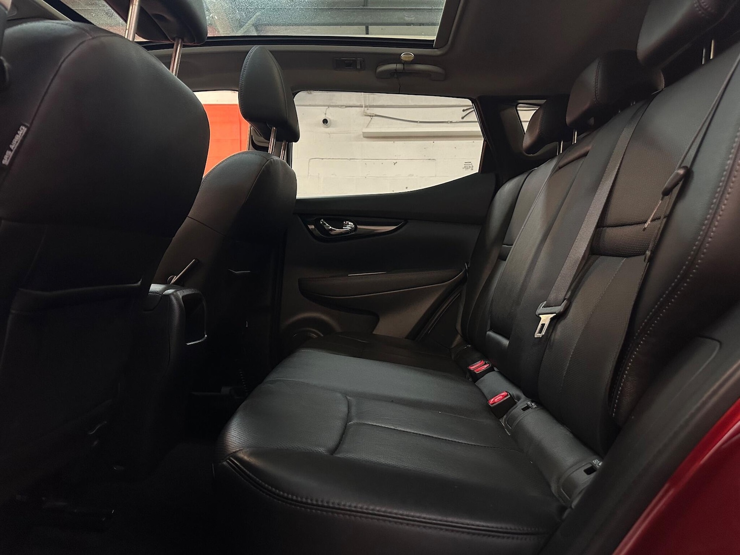 Used Nissan Qashqai 2015 for sale - 76752469: Photo 17