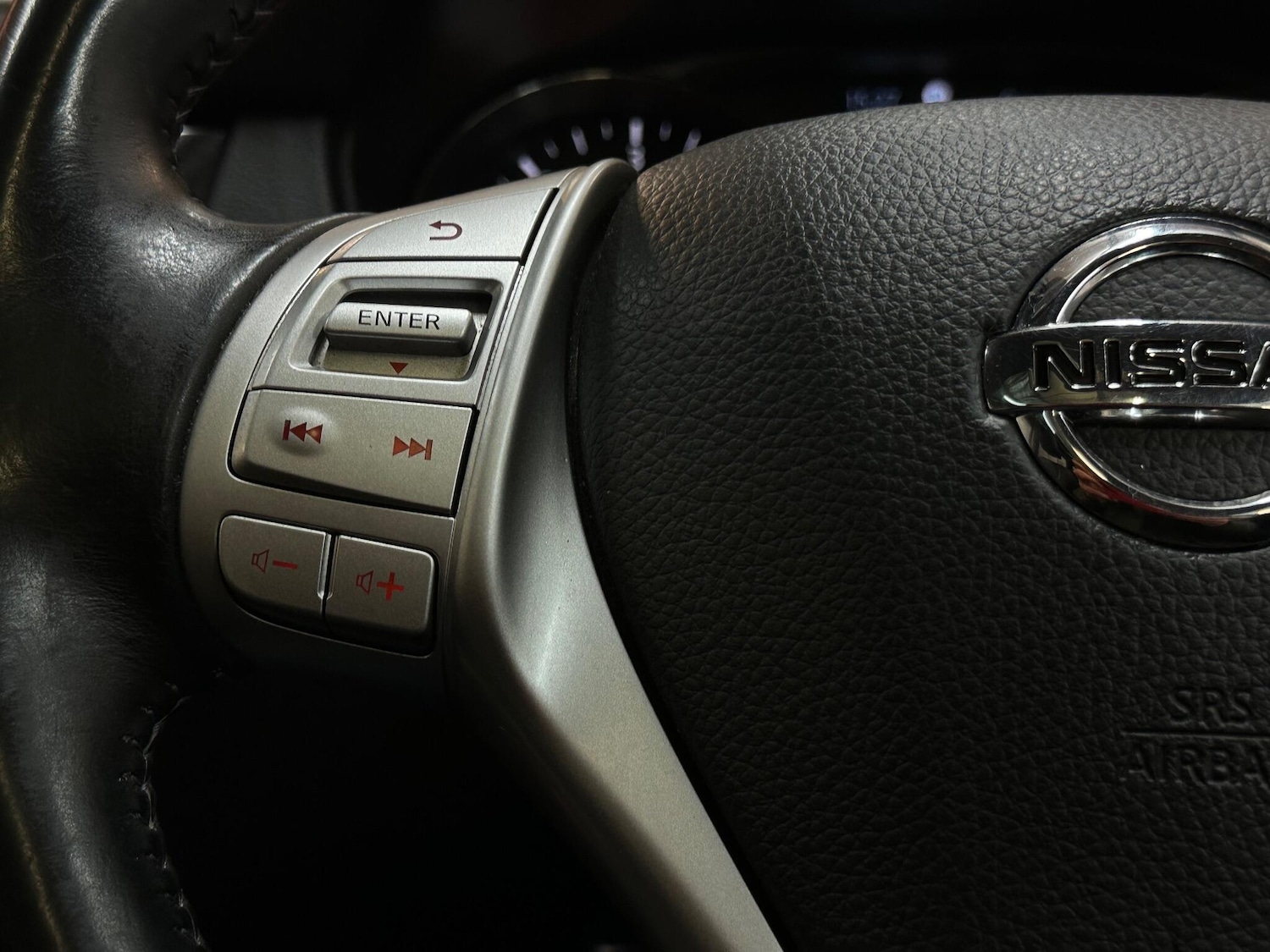 Used Nissan Qashqai 2015 for sale - 76752469: Photo 30