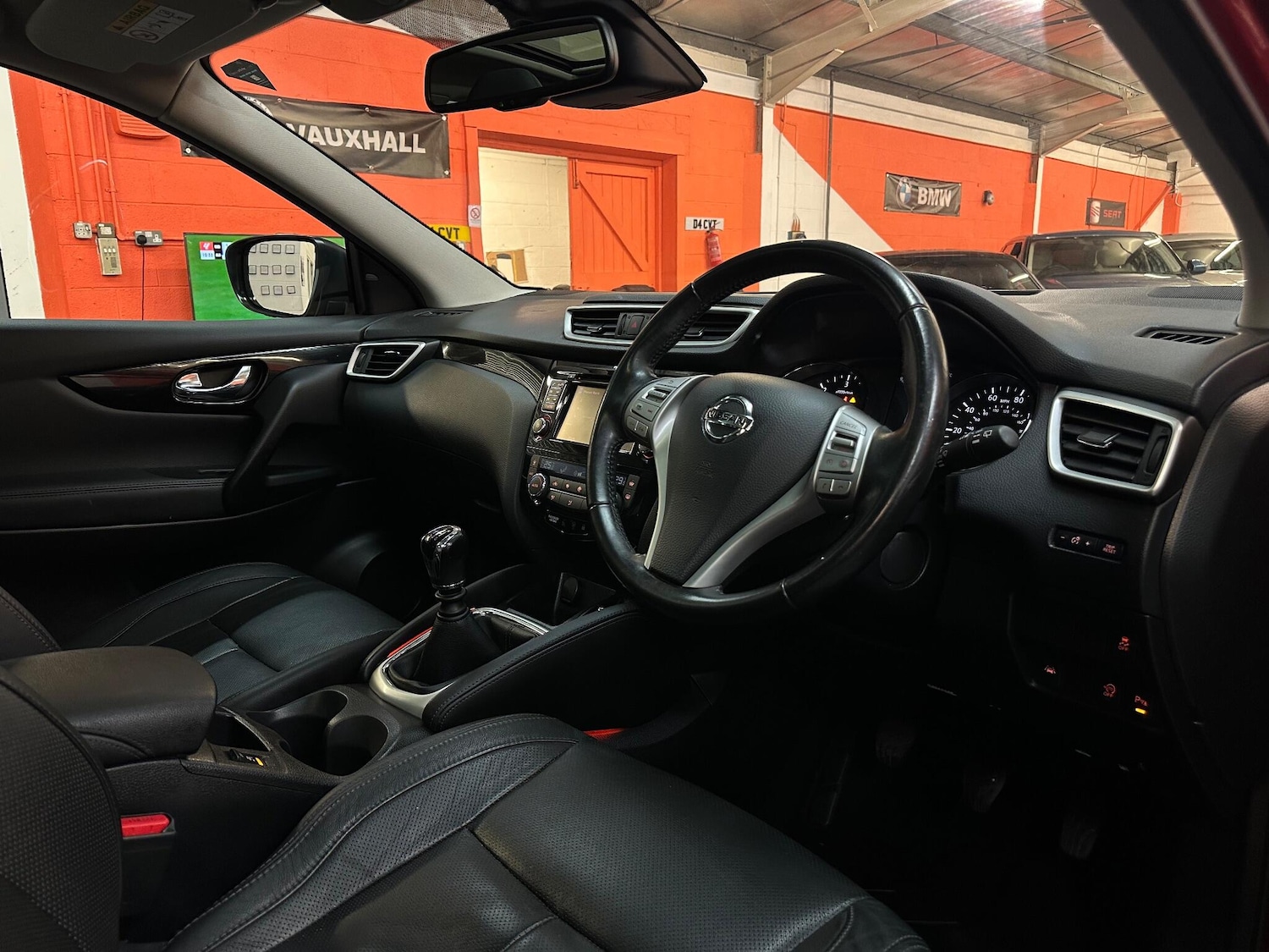 Used Nissan Qashqai 2015 for sale - 76752469: Photo 9