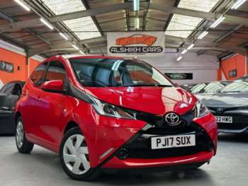 2017 (17) - 1.0 VVT-i X-Play 5dr x-shift